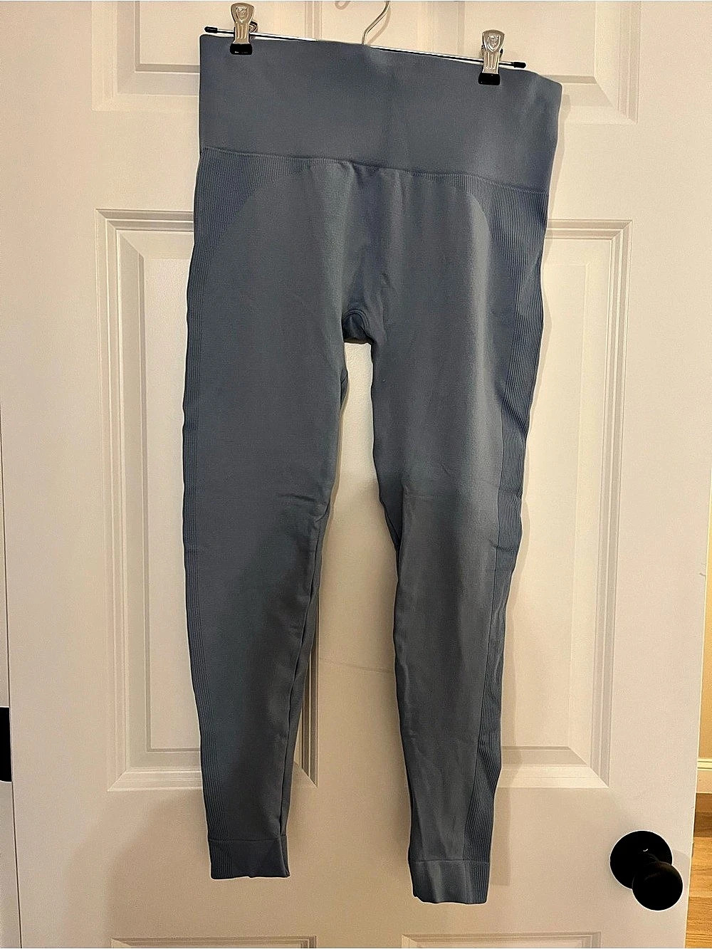 SET ACTIVE Legging in Slate Blue Size XLarge Like New